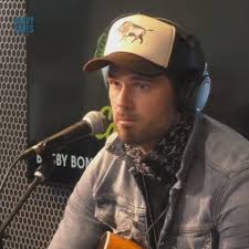 Chuck Wicks was the one who took the "controversial" photo of Jason Aldean  and his fam at Disney... here's his story!, Full interview:  https://bobbybones.iheart.com/featured/bobby-bones/content/2020-1...