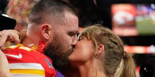 Swifties turn up to watch Taylor in Winooski