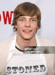 1,383 Hunter Parrish Photos & High Res Pictures