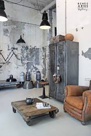 Industrial style incorporates rough metal, concrete, cinder block, cables, bolts and exposed brick in both the architecture and decor. 15 Key Elements Of Industrial Decor And Interior Design