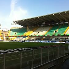 ˈsɛrklə ˈbrɵɣə ˈkoːnɪŋkləkə ˈspɔrtfəˌreːnəɣɪŋ) is a belgian professional football club based in bruges. Photos At Cercle Brugge Ksv Sports Club In Olympia