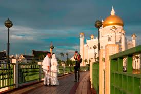 The brunei shell petroleum company, which is half owned by the brunei government and half by royal dutch shell, produces most of the output. Will Brunei S Anti Lgbt Sharia Law Spread Across Southeast Asia Cnn