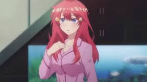 With his first paycheck, futaro takes his little sister to the arcade with itsuki. Itsuki Quintessential Gif Itsuki Quintessential Quintuplets Discover Share Gifs