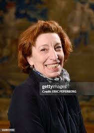 Barbara Constantine's Instagram, Twitter & Facebook