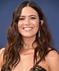 New song im bacc fresh out. Mandy Moore Shows Off New Lob Haircut Post Quarantine