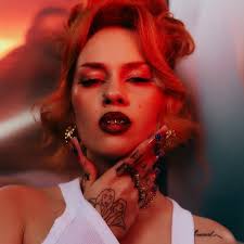 Sasha (@sashakeable)