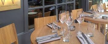 Le Figaro Le Vaisseau Vert Paris 75009 Cuisine Francaise