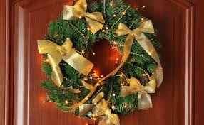 A continuación te mostramos ideas de decoraciones para navidad que puedas hacerlas tu mismo. 5 Ideas Acerca Como Decorar Mi Puerta En Navidad Homecenter