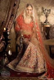 On her wedding day, the bride usually wears a heavily embroidered silk saree with a peplum style ruffle around the waist and a long blouse. Traditional Wedding Dresses Wedding Inspirasi