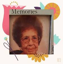 Kina's Salon in Downtown Phoenix: A Hub for Women's Beauty and Socialization