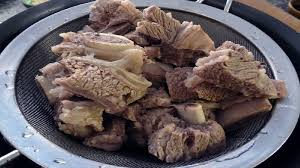 Merebus daging seperti daging sapi dan unggas khususnya bebek biasanya membutuhkan waktu yang sangat lama. Cara Menyimpan Daging Sapi Yang Sudah Direbus Jangan Dimasukkan Ke Freezer Halaman All Tribun Travel