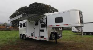Tons of storage, newly renovated. Living Quarter Horse Trailers Horse Trailers For Sale Double J Trailers In Woodland And Southwest Washington Portland And Vancouver Or