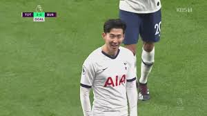 이번 포스팅에서는 12월 7일(월 1:30, 한국시간 기준)에 펼쳐진 프리어리그 11 라운드 토트넘 아스날의 경기 리뷰하겠습니다. ì†í¥ë¯¼ 70m í­í' ì§ˆì£¼ ìµœê³ ì˜ ê³¨