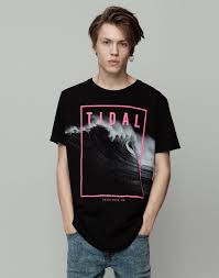 T Garments Adli Kullanicinin T Shirt Koleksiyonu Panosundaki Pin Svetsortler Tisort Baski