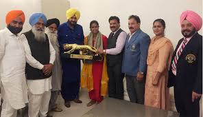 Navjot singh sidhu hindi best inspirational speech. Navjot Singh Sidhu Felicitates Asian Champion Wrestler Navjot Kaur