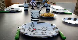 Idees Pour Une Fete Bretonne Et Sur Le Theme Bretagne Bretagne Idee Deco Table Theme