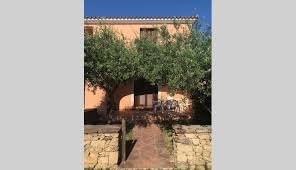 Gli appartamenti delle case vacanza la cinta sono posti nel vivace centro di san teodoro e fanno parte di complessi residenziali che raggruppano poche unità abitative. Appartamenti Affitto San Teodoro Sardinia Appartamento San Teo