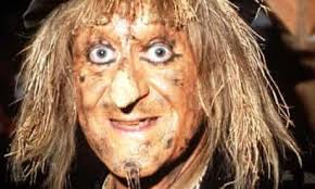 The actress, who was known for he roles in tv shows like worzel gummidge, till death us do part, sherlock and eastenders, passed away at her home in edinburgh. Back To The 70s Rentaghost And Worzel Gummidge To Return To Tv Television Industry The Guardian