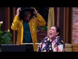 Ngakak Pak Tarjo Hibur Nunung Yang Lagi Sedih Habis Kena Tipu Beken Id Sedih Hiburan