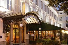 Ces logements sont très bien notés en termes d'emplacement venez découvrir ce havre de paix, à côté d'un site classé aux monuments de france. Best Western Hotel De France Frankreich Bei Hrs Gunstig Buchen