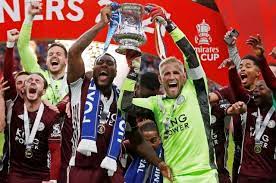 В чемпионате англии команды ведут борьбу за третье место: Stwpl66c5tfr8m