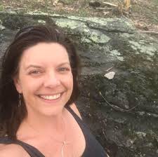 Where to find cinnamon rolls in Asheville