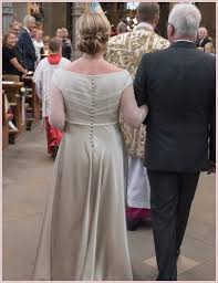 Rockabilly hochzeitskleider bezaubern mit weit schwingenden röcken. Brautkleider Ab 50 Vannilla Brautmode In Koln
