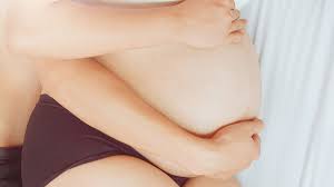 5 Posisi Berhubungan Agar Bayi Cepat Lahir, Ibu Perlu Tahu