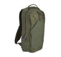 Long Walks Pack 15L - CANOPY GREEN