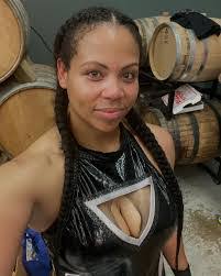 Savannah Evans's Instagram, Twitter & Facebook