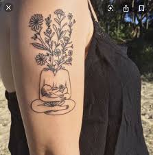 In fact, the association of volunteers that deals with assistance to women who want to breastfeed, said: Breastfeeding Tattoo Mom Tattoos Mother Tattoos Tattoos For Daughters