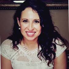 Elisa Deleon's Instagram, Twitter & Facebook