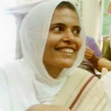 परम पूज्य आचार्य श्री श्रुतचंद्रसूरीजी महाराज साहेब के बा महाराज, बेन  महाराज आदि साध्वीजी भगवंत गिरनार की ओर विहार कर रहे थे। आज सुबह ...