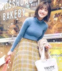 lingcaran かわいい ファッション 豊満な女性 下着姿の女の子