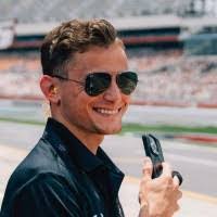 Stacy Lunsford's Instagram, Twitter & Facebook