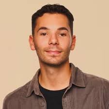 Christopher Mikos (@chrismikos)