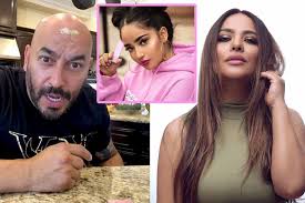 Resulta que no solo belis tiene un pasado, sino también el cantante de ranchero no sé, no es por meter cizaña ni nada de eso (que casi no me gusta), pero no sienten que en el fondo ¿mayeli se sintió con el tatuaje de belinda. Lupillo Rivera Y Mayeli Alonso Se Pelean Por Apoyar A Su Hija Como Cantante Ana Maria Canseco