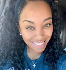 Cera Walker's Instagram, Twitter & Facebook