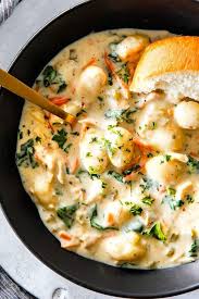 This One Pot Creamy Chicken Gnocchi Soup Tastes Way Better Than Olive Garden With Gnocchi Recipes Easy Chicken Gnocchi Soup Olive Garden Chicken Gnocchi Soup