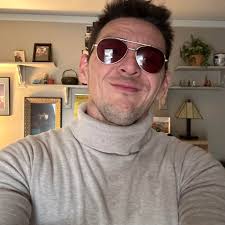 Are there other people out their that only listen to one group at a time,  or do most people just listen to the whole thing all the way through?