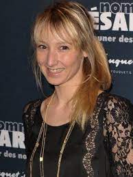 Sans complexe et très réfléchie, elle visite ses amis, voisins et. Audrey Lamy Actor Filmography Photos Video