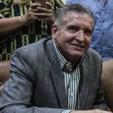 Jorge Arana ignora que ya gana salario mínimo