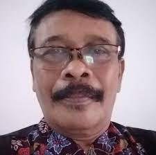 Jul 15, 2010 · seperti diketahui, penulis serial adbm, bapak s.h. Bapak Yang Berkumis Facebook Jadi Pemersatu Bapak Bapak Ya Lah Kayak Judul Sinetron Aja Nama Grupnya Dzackinthehouse