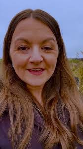 Monique Lowry's Instagram, Twitter & Facebook