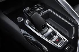 Comment conduire une voiture dont la boite de vitesse est automatique ? Boite De Vitesses Automatique Ou Manuelle Laquelle Choisir