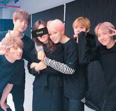 Keluarga jungkook terdiri dari ibu, ayah. Kenal Keluarga Bangtan Bts Army Indonesia Amino Amino