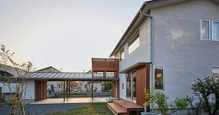 大きな屋根でつながる家 建築実例 埼玉県 草加市の暮らしをつくる建築 設計事務所 コーデザインスタジオ 建築 ホームウェア 建築設計事務所