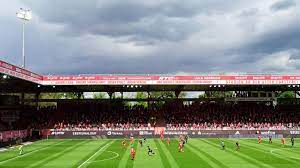 Jun 23, 2021 · union berlin sucht weiter nach einer möglichkeit, im europapokal im eigenen stadion spielen zu dürfen. Union Berlin Nutzt Olympiastadion Fur Heimspiele In Der Europa Conference League Rbb24