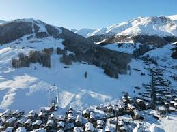 Conheça os vilarejos alpinos que sediarão as Olimpíadas de Inverno 2026