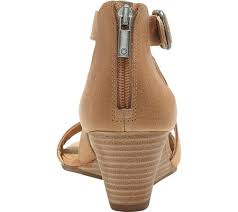 Read lucky brand highland henley product reviews, or select the size, width, and color of your choice. Lucky Brand Women S Lucky Brand Jenley Wedge Sandal Walmart Com Walmart Com